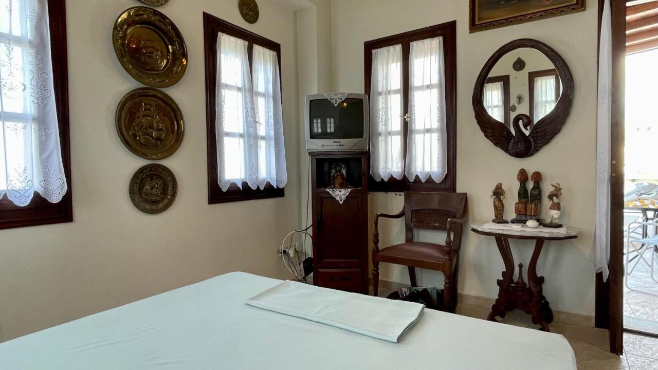 Iris Sea View Villa Áfissos Extérieur photo